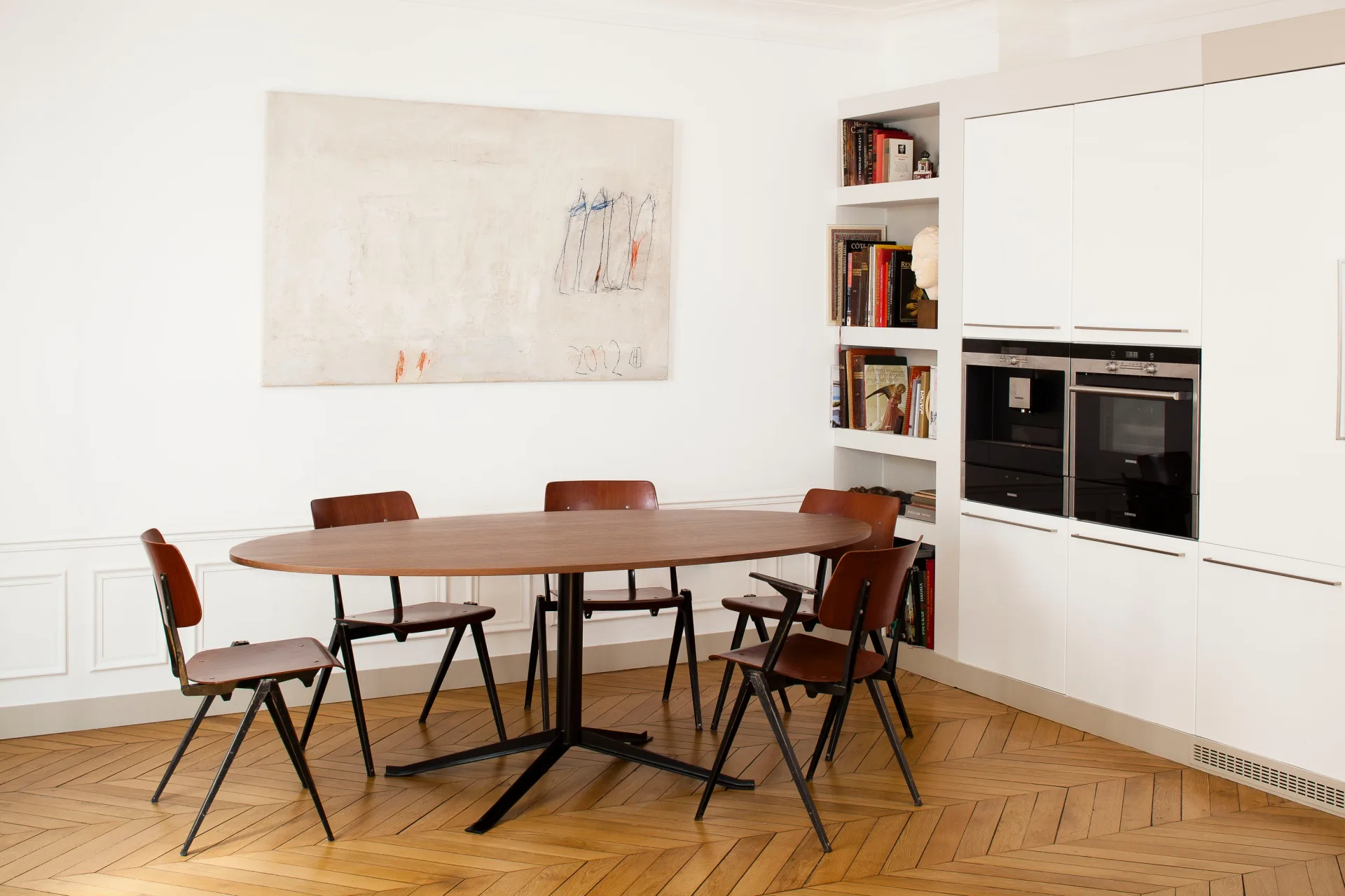 Table ovale design Séverin