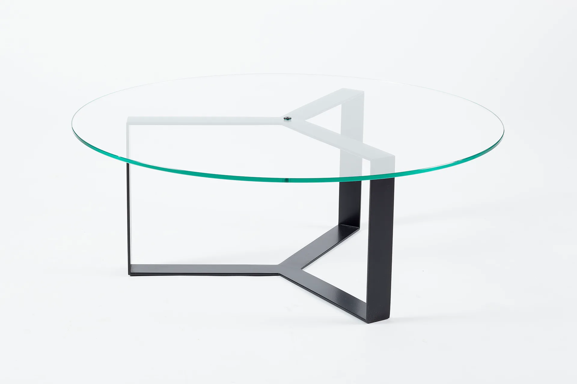 Severin round coffee table